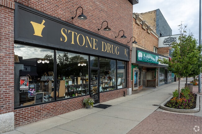Enjoy shopping on Main Street in the Spanish Fork neighborhood