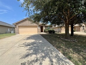 Building Photo - 112 Beargrass Dr
