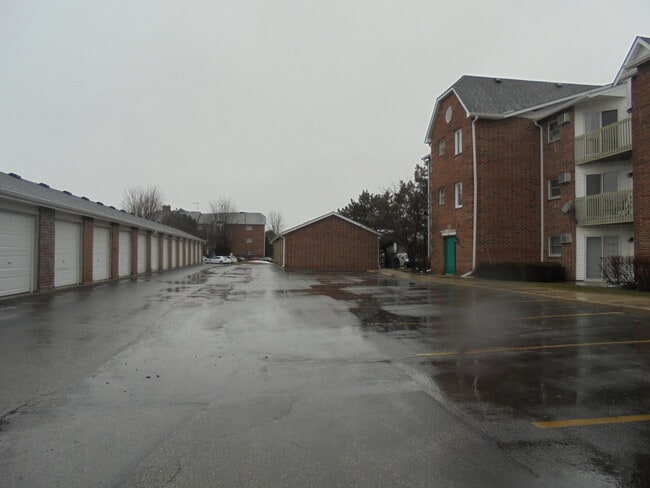 Building Photo - 1334 Cunat Ct