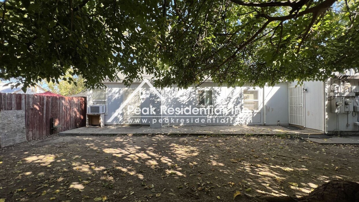 Foto principal - 3 br, 1 bath House - 4301 W. Nichols Avenu...