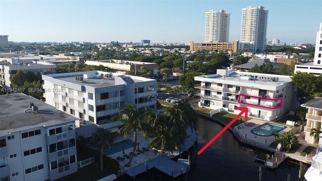 Foto del edificio - 1900 Diana Dr