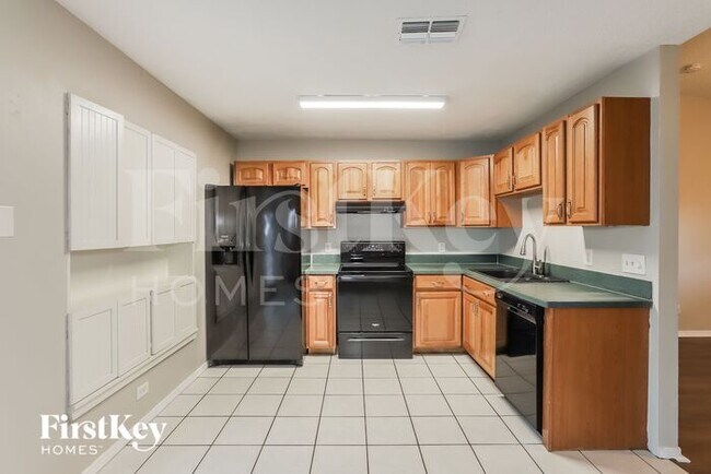 Foto del edificio - 924 Axlewood Cir