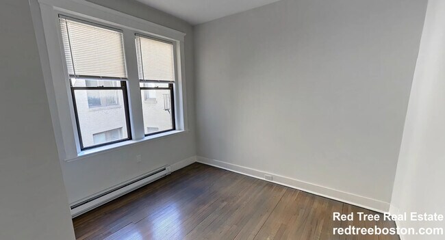 Foto del edificio - 77 Park Dr