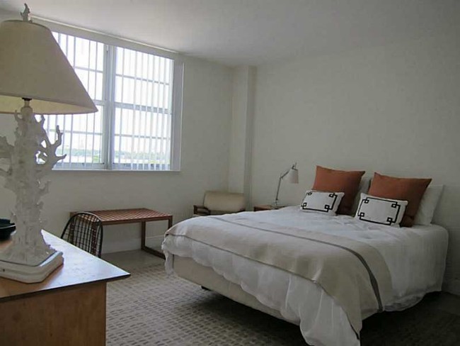 Foto del edificio - 5 Island Ave