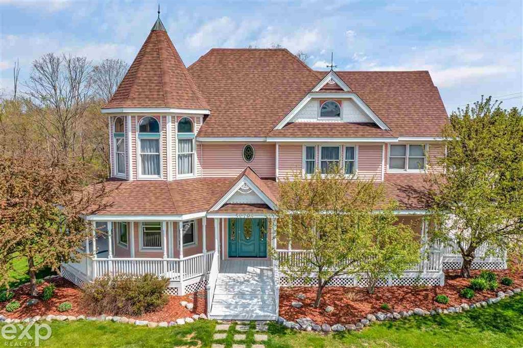 Primary Photo - 52798 N Weathervane Dr