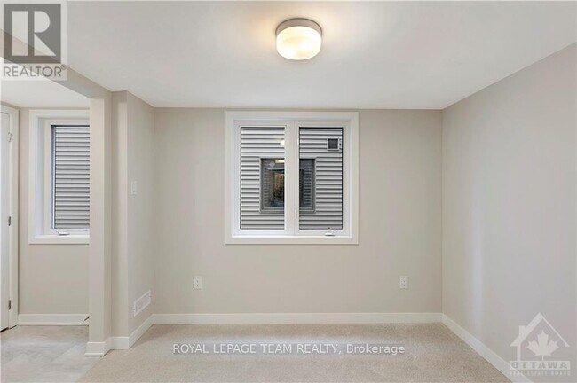 Building Photo - 3013 Rhyolite Wy