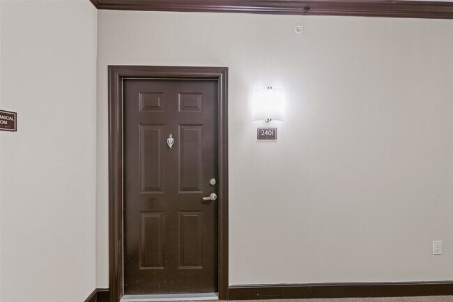 Building Photo - 1251 Strassner Dr