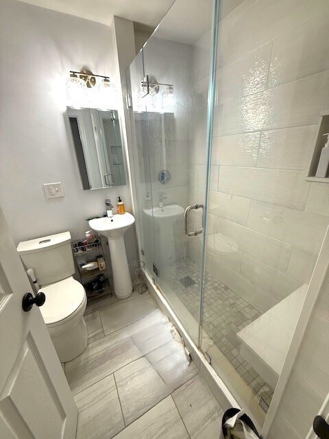 Foto del edificio - 430 E 5th St
