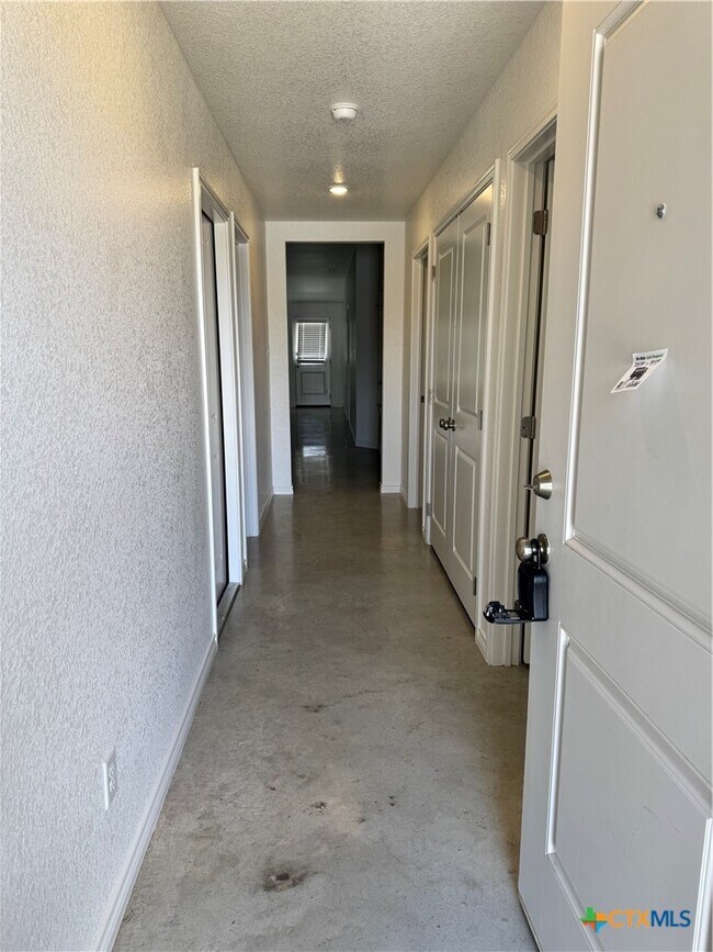 Building Photo - 1274 Lehmann Dr