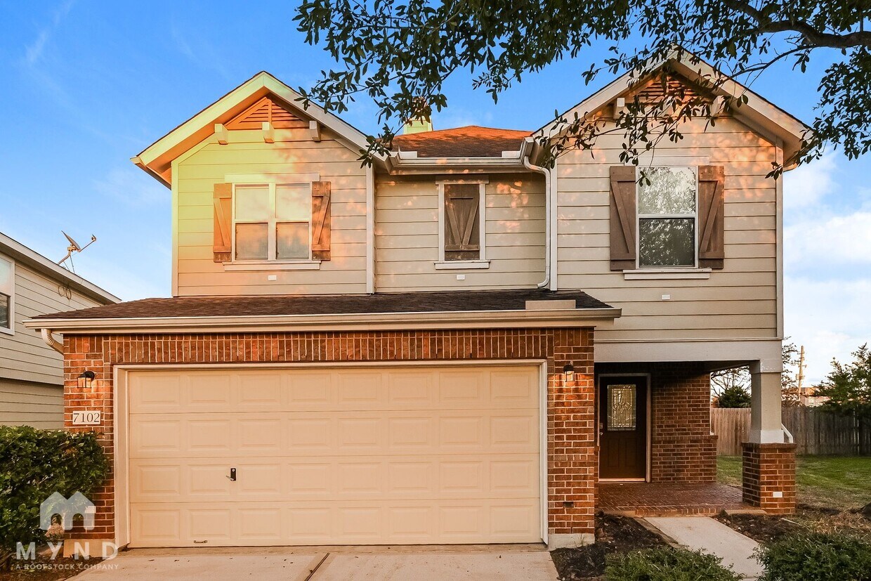 Foto principal - 7102 Cypress Pr Dr
