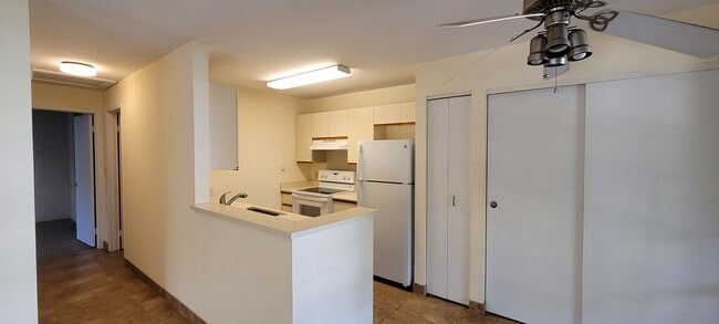 Building Photo - Kihei Villages 26-204