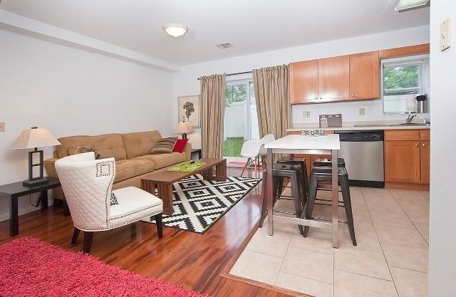 Foto del edificio - 712 23rd St