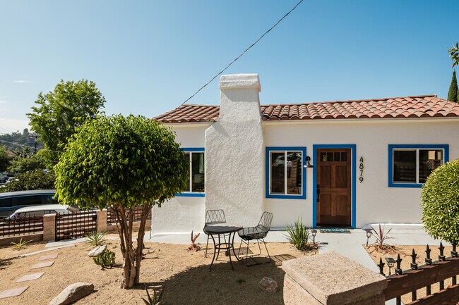 Foto del edificio - 4879 Hartwick St