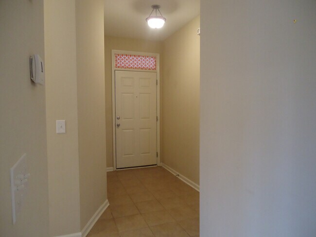 Foto del edificio - 2645 McArthur Landing Cir