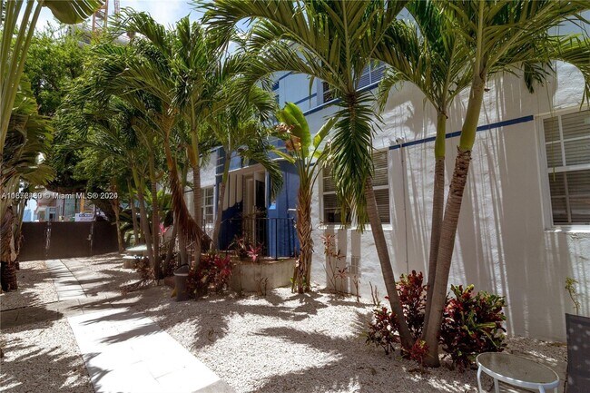 Foto del edificio - 1241 13th St