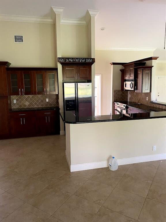 Foto del edificio - 9415 Sun Pointe Dr