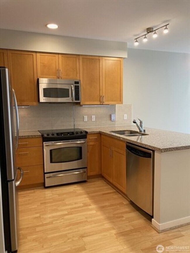 Foto del edificio - Harbor Square Condominium