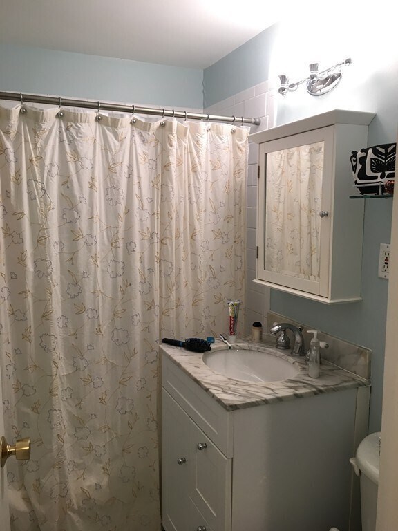 Foto del edificio - 170 Marlborough St