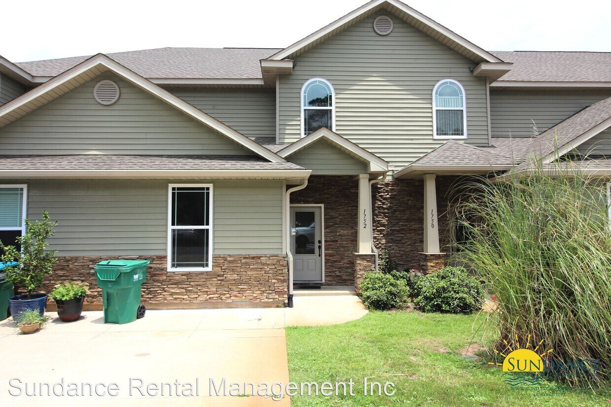 Primary Photo - 4 br, 2.5 bath House - 1752 Sound Haven Court