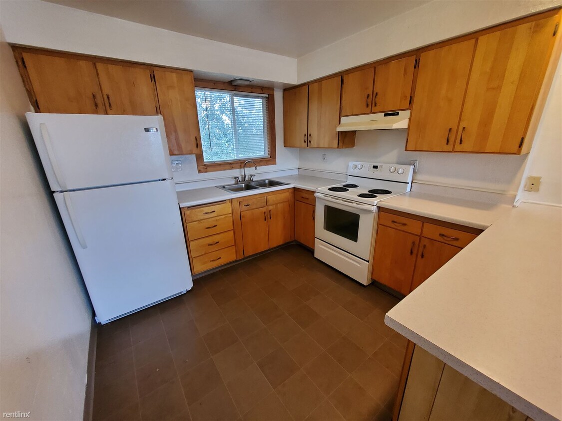 Foto del edificio - 2 br, 1 bath  - 827 17th Ave