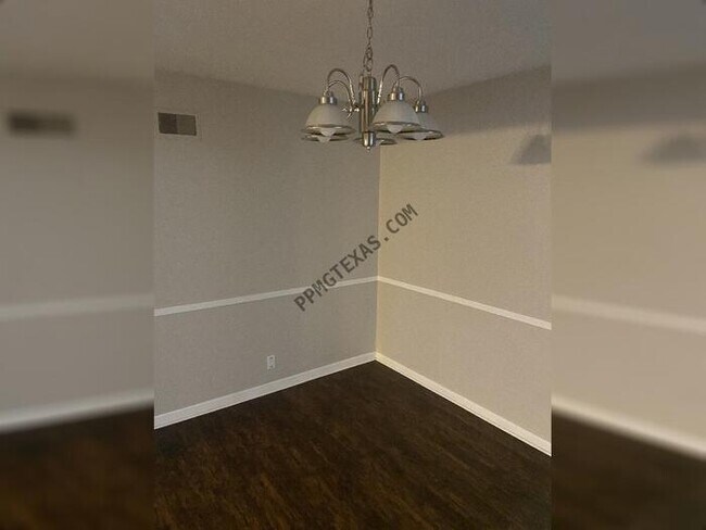 Foto del edificio - 9164 E Newton St