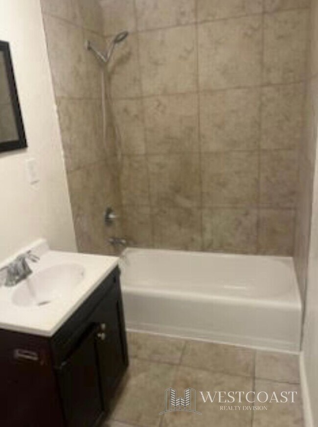 Foto del edificio - 1041 W Reeve St