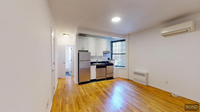 Foto principal - 1 bedroom in Manhattan NY 10014