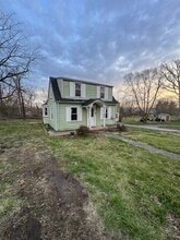Building Photo - 145 Buttonwood St