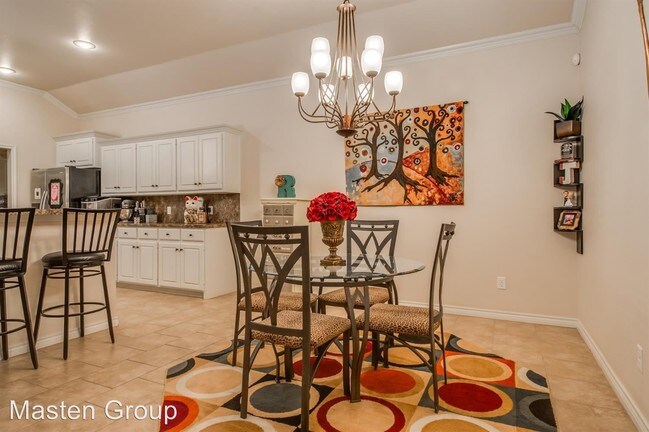 Foto del edificio - 3 br, 2 bath House - 10104 Huron Avenue