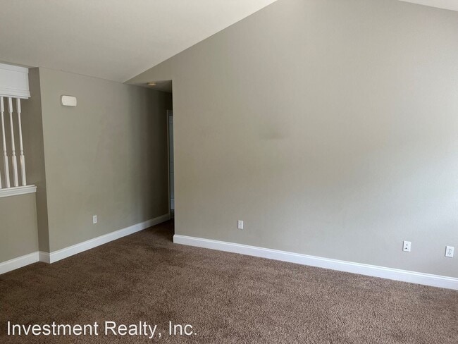 Building Photo - 3 br, 3 bath House - 117 Sycamore Drive