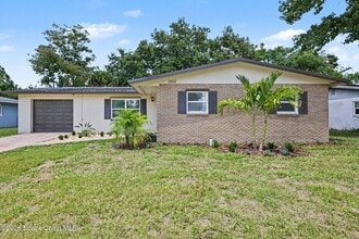 Building Photo - 2850 Starlight Dr
