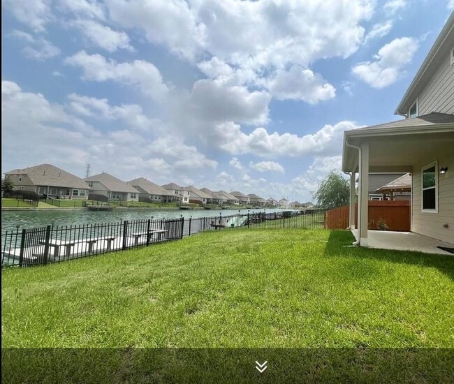 Building Photo - 24722 Allori Ct