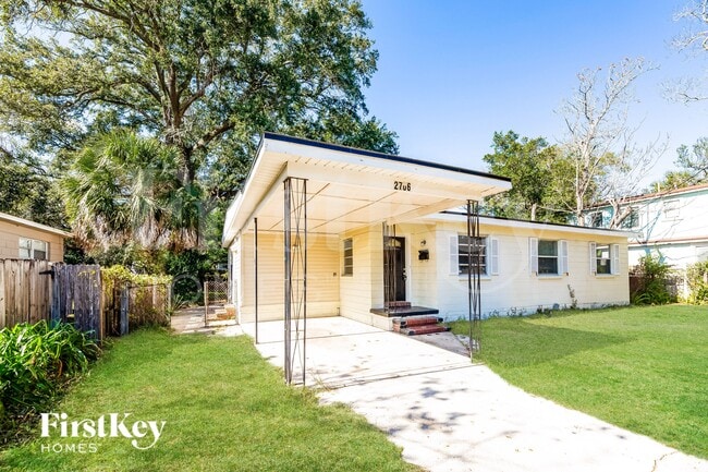 Foto del edificio - 2706 Lorna Rd