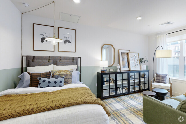 Studio - 575SF - Bedroom - Ironworks on Fox