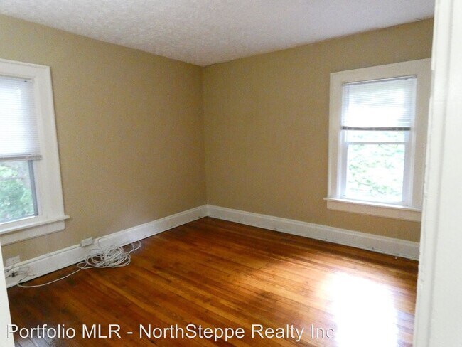 Building Photo - 6 br, 2 bath Apartment - 419 E 16th Ave