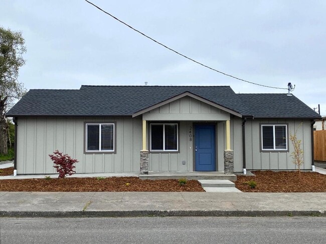 Building Photo - 2408 A St