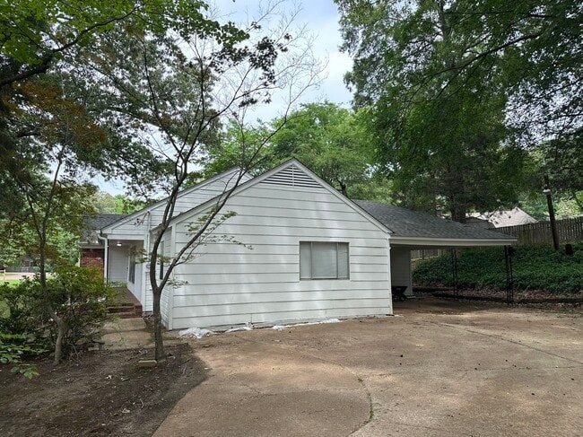 Building Photo - 2784 Bragg Ln