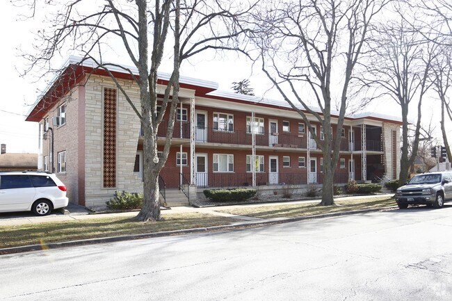 Building Photo - 7726 W 26th St