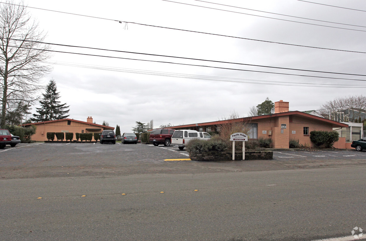 Primary Photo - Pacific Ridge Apartments