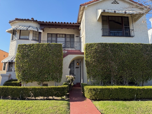 Foto principal - 1559 S Sierra Bonita Ave