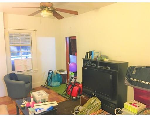 Foto principal - 393 Langley Rd