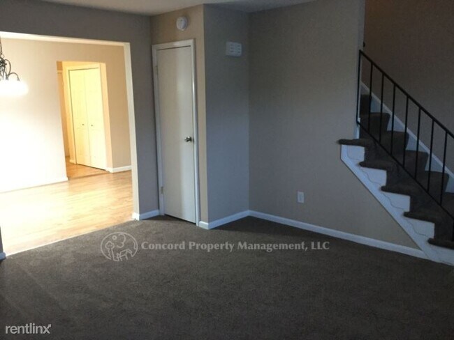 Foto del edificio - 3 br, 2 bath Townhome - 15 Tommy True Ct