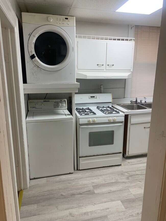 Foto del edificio - 1410 Watts St