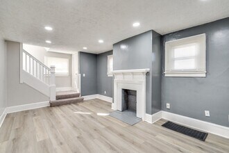 Building Photo - 920 Bloomfield Ave