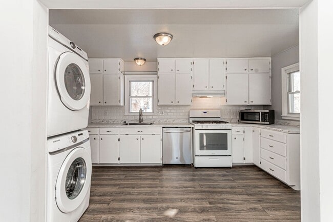 Building Photo - Please View 3D Virtual Walk-Through Before Scheduling a Showing