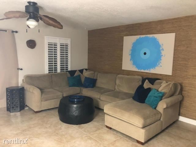 Building Photo - 2 br, 2.5 bath Condo - LAS BRISAS
