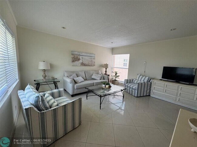 Foto del edificio - 1481 S Ocean Blvd