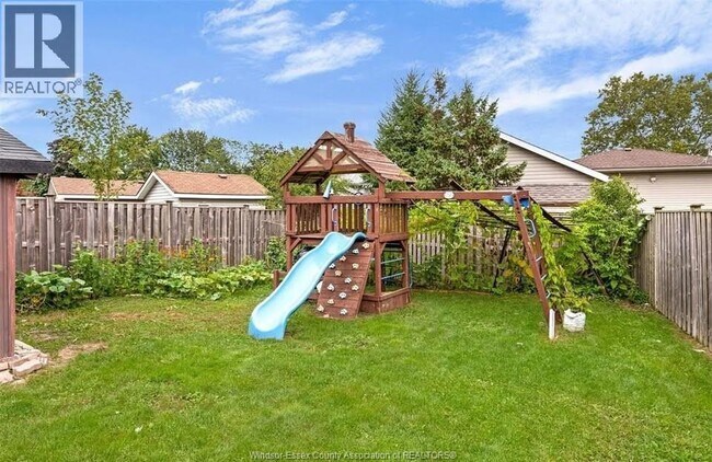 Building Photo - 9597 Avery Ln