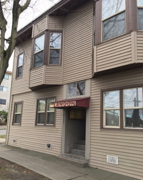 Building Photo - 8103 Greenwood Ave N