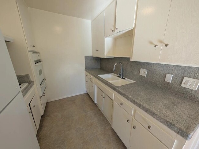 Foto del edificio - 1338 N Gardner St